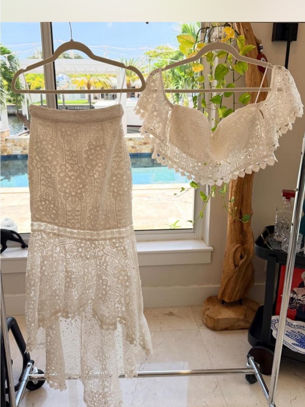 Women's White Lace High-Low Dress Set — Two-Piece Crop Top & Skirt